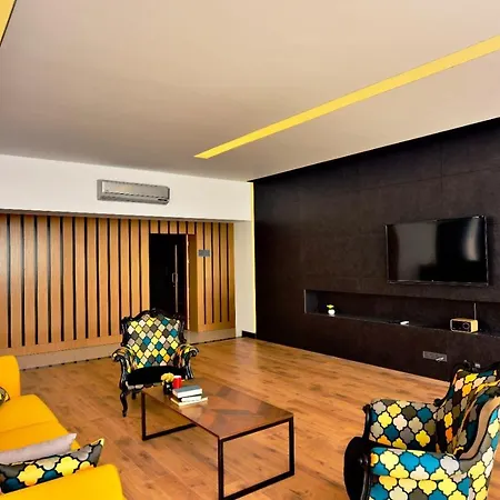 Granada Boutique *